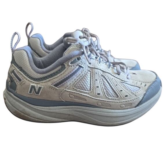 New Balance WW1645TP Beige Low Top Lace Up Walking Running Shoes Womans Size 8 - Picture 2 of 5